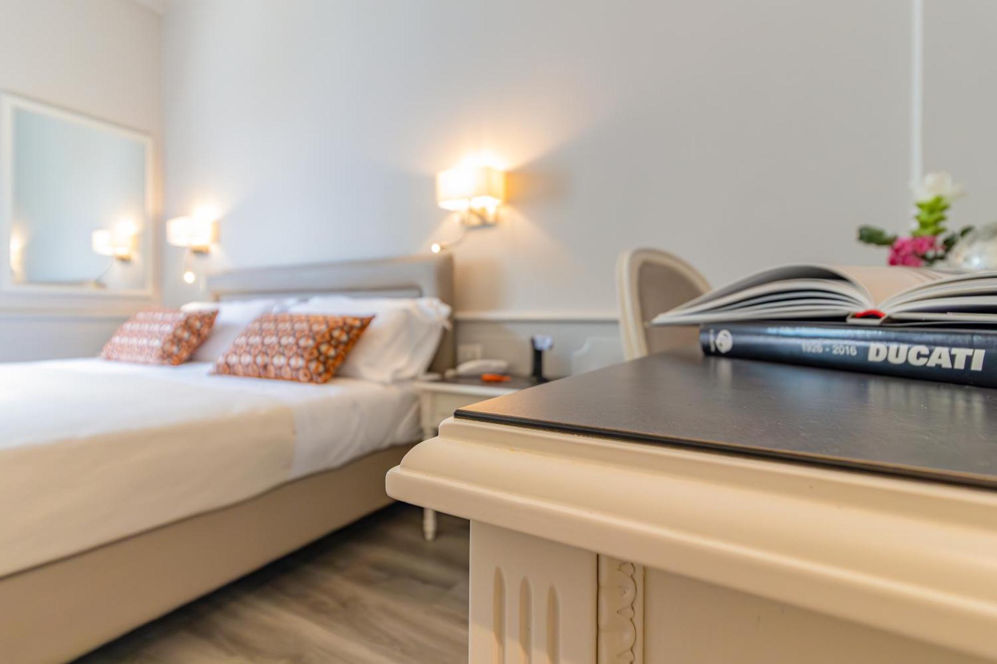 Parco Dei Principi Boutique Hotel Rimini Extérieur photo